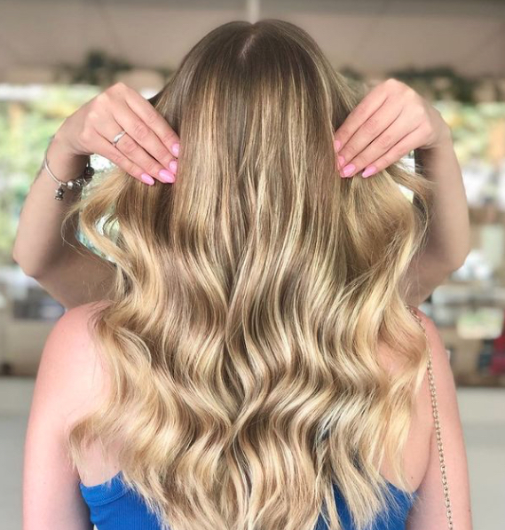 Balayage en rubias (Foto de Menta Beauty Place)